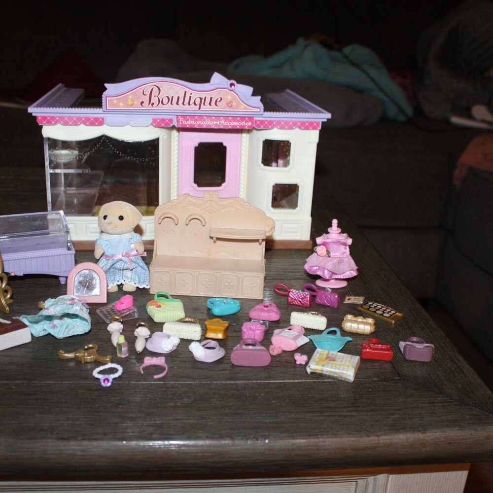 sylvanian families calico critters boutique discontinued